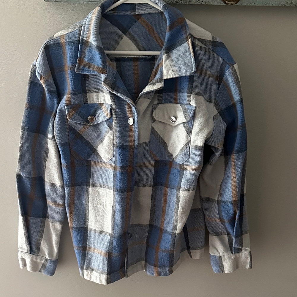 Casual Blue and White Plaid Shirt